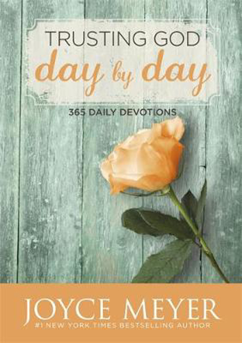 Picture of Trusting God Day By Day: 365 Daily Devotions