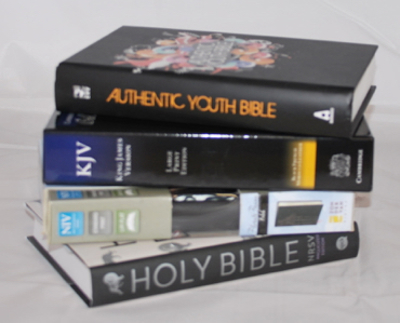 Show products in category Bibles Picture for category Bibles