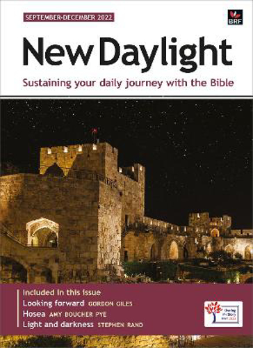Picture of New Daylight September-December 2022: Sustaining your daily journey with the Bible