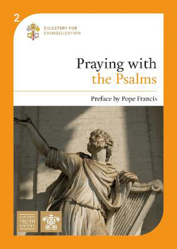 Picture of Praying With The Psalms: Preface By Pope Francis